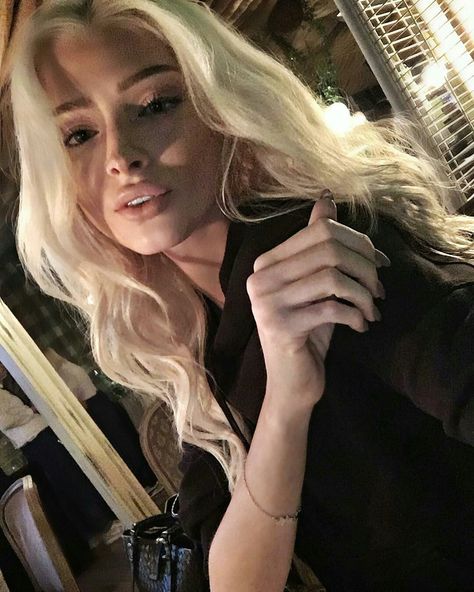 Alena Shishkova, Model Aesthetic, Star Girl, Blonde Hair, A Photo, Wattpad, Blonde, Celebrities, Hair Styles