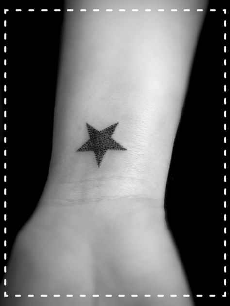 Black Star Tattoo, Star Tattoo On Wrist, Star Tattoo Designs, Star Tattoo, Star Tattoos, Tattoo Tattoo, Tattoo Inspo, Black Star, Wrist Tattoos