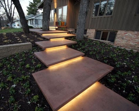 Front Stairs, Front Yards Curb Appeal, Front Yard Decor, Landscape Gardening, Modern Front Yard, Stairs Makeover, Gardening Design, Exterior Stairs, Concrete Stairs