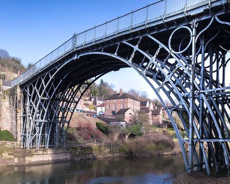 Iron Bridge, River Severn, Famous Bridges, Roman City, English Heritage, Pedestrian Bridge, Over The River, England And Scotland, A Bridge