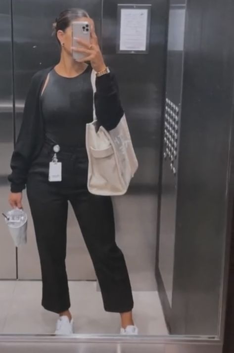 Lazy Business Outfits, Job Orientation Outfit Casual, Admin Work Outfits, Medical Front Desk Outfit, Healthcare Manager Outfit, Cardigan Corporate Outfit, Business Casual Outfits For Women Hospital, Work Outfit Retail, Casual Office Outfits Women Sneakers