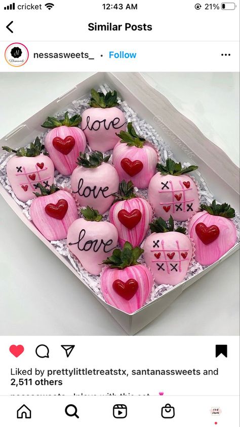 Valentine's Strawberries, V Day Strawberries, Pink Valentines Strawberries, Valentine’s Day Dipped Strawberries, Dipped Strawberries Valentines Day, Chocolate Covered Strawberries Ideas Valentine's Day, Valentine’s Day Strawberry Ideas, Strawberries Bouquet, Valentine's Chocolate Covered Strawberries