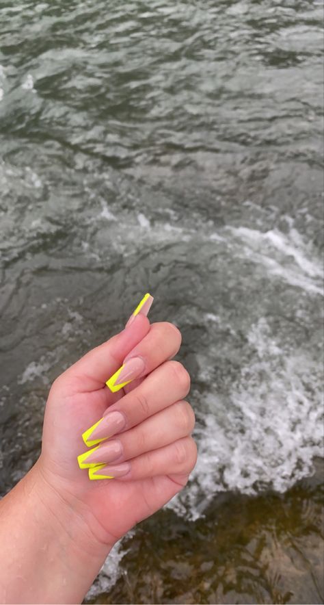 Vacation Nails Coffin Shape, Neon French Tip Nails Coffin, Color French Nails Summer, Orange Tip Coffin Acrylic Nails, Neon Orange Nails Coffin, Coffin Orange French Tip Nails, Neon French Nails, Orange Coffin Nails, Vacation Nails Coffin