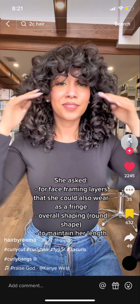 Curly Cut Round Face, Face Framing Layers On Curly Hair, Round Layers Curly Hair, Curly Face Framing Layers, Curly Hair Cuts With Layers And Bangs, Curly Hair With Face Framing Layers, Face Framing Curls, Face Framing Layers Curly Hair, Long Layered Curly Hair Face Framing