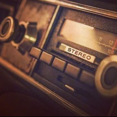 Radio Podcast Aesthetic, Old Radio Aesthetic, Vintage Radio Aesthetic, Radio Host Aesthetic, Kira Core, August Core, Radio Aesthetic, Mechanics Aesthetic, Souls Trilogy