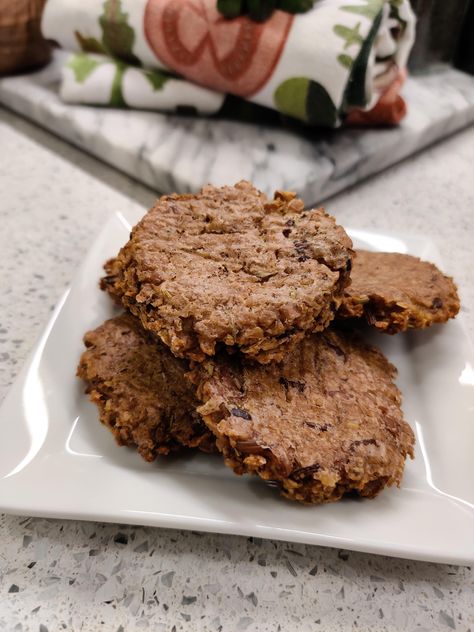 Oat Sausage Patties Oatmeal Sausage Recipe, Sausage Patties, Flexitarian Diet, Plant Based Breakfast, Sausage Patty, Oats Breakfast, Vegan Sausage, How To Dry Rosemary, Quick Oats