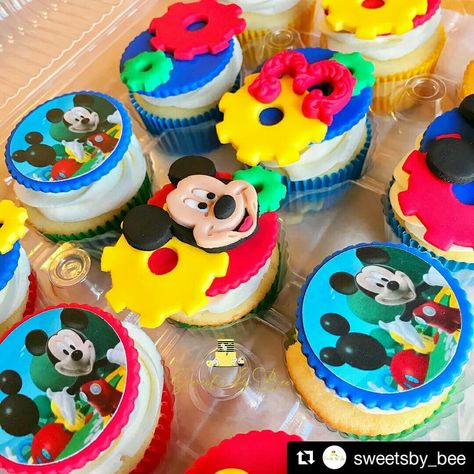 Mickey And Friends Cupcakes, Mickey Mouse Clubhouse Treats, Mickey Mouse Clubhouse Cupcakes, Maileg Party, Mouse Cupcakes, Mickey Clubhouse, Mickey Mouse Cupcakes, Themed Treats, Mickey Mouse Clubhouse Party