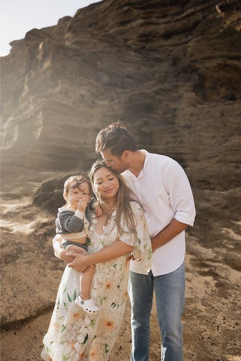 Family Photos Hawaii, Makapuu Beach, Family Beach Session, Sunset Cliffs, Family Poses, Beach Family Photos, Family Shoot, Beach Sessions, Family Together