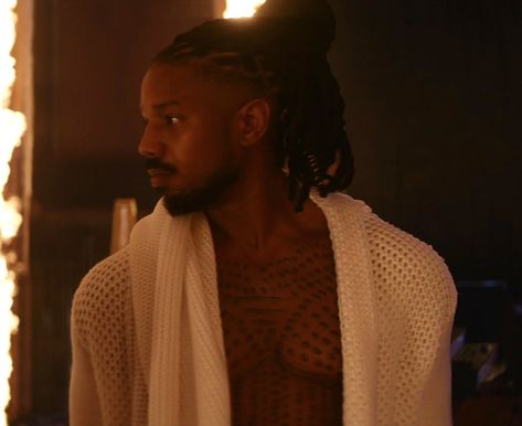 Killmonger Wakanda Forever, Micheal B Jordan Dreads, Michael B Jordan With Dreads, Killmonger Hair, Erik Stevens, Michael Bakari Jordan, Short Dreadlocks Styles, Erik Killmonger, Cornrow Hairstyles For Men