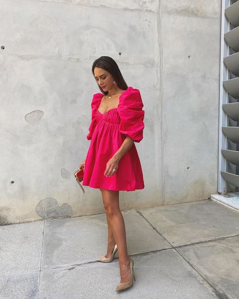 Rocío Osorno on Instagram: “Babydoll🎀” Pink Graduation Dress, Pink Graduation, Sporty Chic Outfits, Dress Design Sketches, Jumpsuit Elegant, Pink Gowns, Rosa Pink, Western Outfits, Maternity Fashion