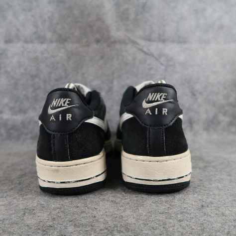 Used Nike Shoes Kids 5.5 Sneakers Air Force 1 GS Trainers Black White Leather Casual

Gently used and in good condition, see all photos.

Pair in photos is the exact pair you are purchasing.
Feel free to ask any questions!

New inventory listed daily!

We carefully package and ship within 24 hours Monday - Saturday. #nike #shoes #sneakers #casual #black