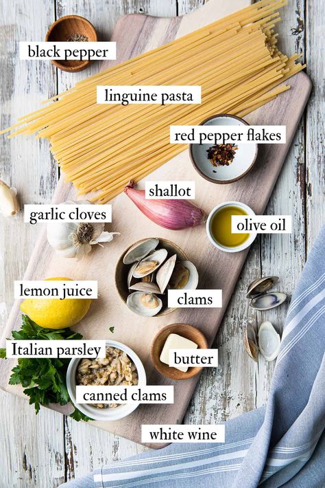 Pasta Vongole Recipe, Linguine With Clams Recipes, Clam And Mussel Pasta, Spaghetti Vongole Recipe, Canned Clam Pasta Recipe, Clam Vongole Recipe, Canned Mussels Recipes, Clams Linguini Recipe, Clam Pasta Recipe Linguine