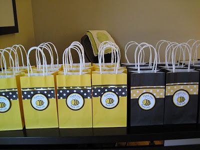 Bee Favors, Cute Gift Bags, Bee Party Decorations, Bee Themed Birthday Party, Bee Favor, Baby First Birthday Themes, Sweet As Can Bee, Bumble Bee Birthday, Bee Theme Party