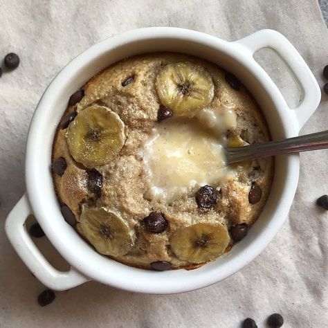 Banana Bread With Yogurt, Bread With Yogurt, Banana Bread Baked Oats, Blended Oats, Baked Oats, Breakfast Snacks, Healthy Foodie, Oat Flour, Food Is Fuel