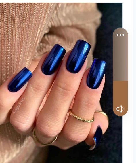 Dark Blue And Gold Nail Designs, Navy Blue Nail Polish, Dark Blue Nail Polish, Nail Parlour, Metallic Nails Design, Dark Nail Designs, Blue Nail Color, Navy Nails, Dark Blue Nails