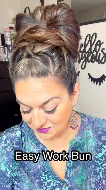 Easy To Do Messy Buns, Messy Bun With Face Framing, Messy Bun Bandana Hairstyles, Medium Hair Hacks Hairstyles, Bun Holder For Hair, Diy Cute Hairstyles, Top Bun For Medium Length Hair, Double Messy Bun Hairstyles, Updos For Rainy Days