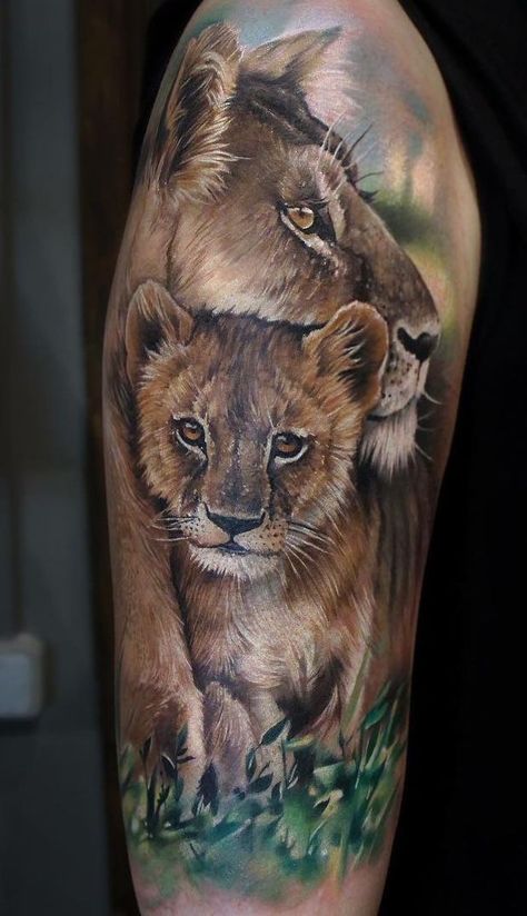 Lion Tattoo For Women Leg, Lion Family Tattoo, Lioness And Cub Tattoo, Cub Tattoo, Female Lion Tattoo, Symbol For Family Tattoo, Crest Tattoo, Family Tattoo Ideas, Wing Tattoos