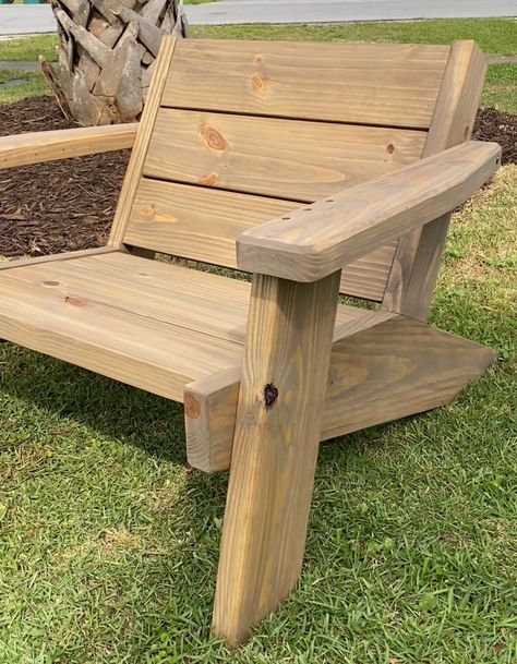 Wooden Lawn Chairs, Outdoor Chairs Wooden, Patio Chairs Diy, Backyard Chairs, Adirondack Chairs Diy, Wooden Chair Plans, Wooden Garden Chairs, Wood Bench Outdoor, Wooden Outdoor Furniture