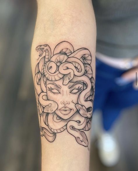 Celtic Tattoos For Men, Medusa Tattoo Design, Libra Tattoo, New Tattoo Designs, Medusa Tattoo, Tattoo Designs For Men, Stylist Tattoos, Tattoo Style Drawings, Tattoo Design Ideas