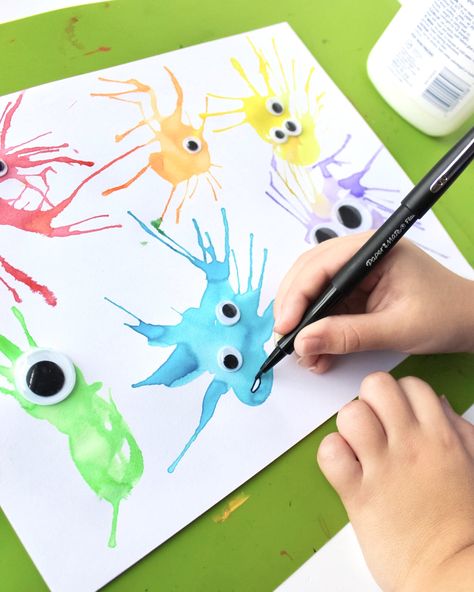 Click here to learn how to use a straw to create a Watercolor Blow Paint Monsters kids craft activity! Easy and fun for all ages! Monsters Craft, Drawing Mouths, Googly Eye Crafts, Blow Painting, Easy Paper Crafts For Kids, Blow Paint, Child Drawing, Monster Craft, Monster Crafts