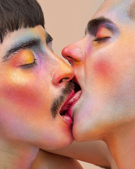 Andres-manon-photography-itsnicethat-8 Portraiture Photography, México City, City Photography, I Design, Gay Art, Birthday Photoshoot, Funky Art, Art Reference Photos, Aesthetic Art