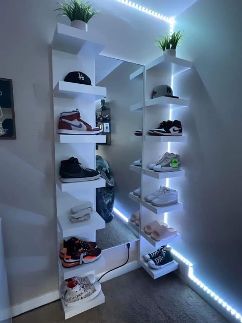 Shoe Display Ideas Bedroom Aesthetic, Shoe Box Tower, Floating Shelves For Shoes, Shoe Display Ideas, Rooms Wallpaper, Penthouse Aesthetic, Mens Room Decor, Sneakerhead Room, Mens Bedroom Decor