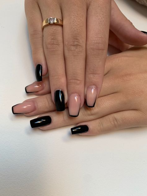 #gel #onglegel #noir #fullblack #manucure #ongle #onglenoir #onglegelnoir Nails Printemps, Nail Art Printemps, French Noir, Nail Art Noir, Lace Nails, Summery Nails, Work Nails, Pretty Nail Designs, Classy Acrylic Nails