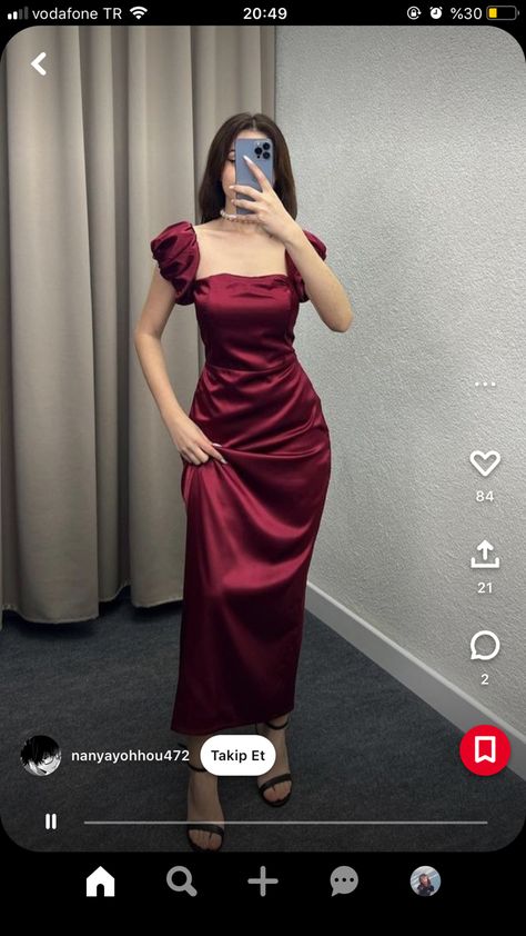 Farewell Gown Ideas, Fancy Red Dress Classy, Farewell Dress Ideas Western, Satin Dress Outfit Classy, Fancy Red Dress, Farewell Dresses, Patterned Bridesmaid Dresses, Simple Long Dress, Bodycon Gown