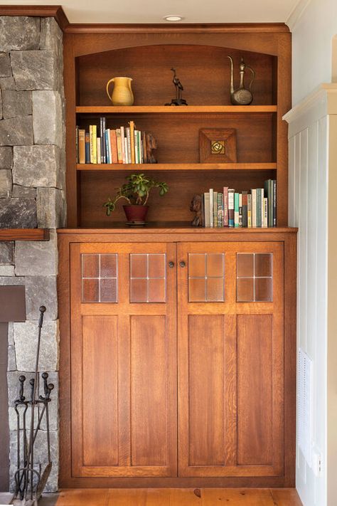 Craftsman Bookcase, Bookshelves Tv, Craftsman Built Ins, Craftsman Style Living Room, Bookshelves Cabinets, Dining Room Cabinets, Craftsman Cabinets, Craftsman Living Room, Custom Shelves