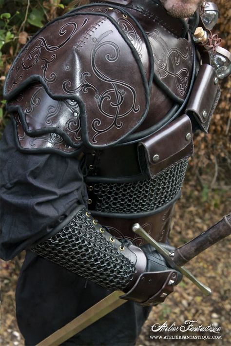 witcher style geralt medieval fantasy larp gn leather chainmail armor (With images) Chainmail Armor, Witch Style, Viking Armor, Armor Clothing, Armadura Medieval, Cosplay Armor, Shoulder Armor, Leather Armor, Medieval Costume