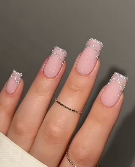 Clean Nails Square, Sparkling French Tip Nails, Silver Design Nails, Bday Nails Ideas Short, Birthday Nails Square, Pink Silver Nails, Nails With Glitter Accent, Fancy Nails Designs, Blue Acrylic Nails