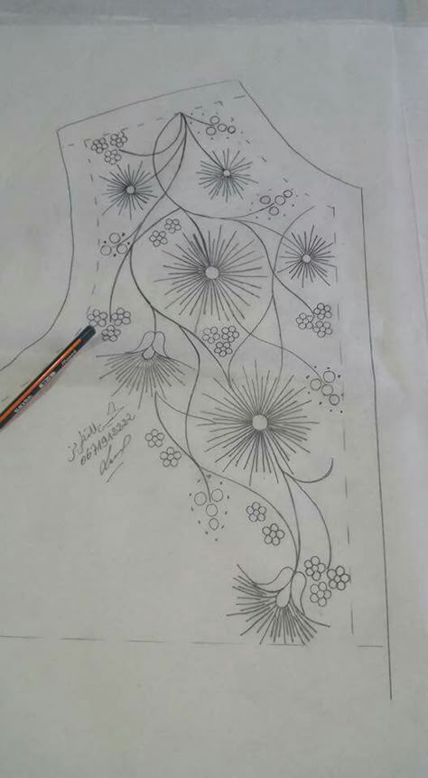 Embroidery Designs Clothes, Crewel Embroidery Patterns, Designs Clothes, Crewel Embroidery Kits, Pola Sulam, Bead Embroidery Patterns, Embroidery Stitches Tutorial, Embroidery Neck Designs, Embroidery Motifs