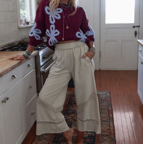 Don't miss out on these must-have boho statement pants, both comfy and cute the Any Day Wide Leg Pants are perfect for all your daily activities and will have you feeling effortlessly stylish! ⁠ ⁠ Elephant Pants Outfit, Boho Chic Pants, Statement Pants, Elephant Pants, Three Bird Nest, Padded Bralette, Fun Pants, Wide Leg Cropped Pants, Linen Pants Women