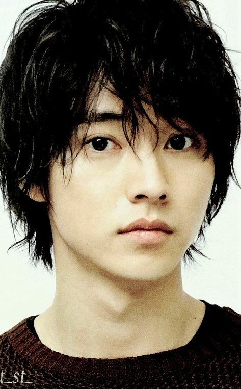 Kento Yamazaki Short Hair, 90s Men Haircut, Asian Mod Haircut, Japanese Male Actors, Japan Hairstyle Men, Japanese Male Hairstyle, Japanese Boy Hairstyle, Japanese Face Claims Male, Asian Male Hairstyles