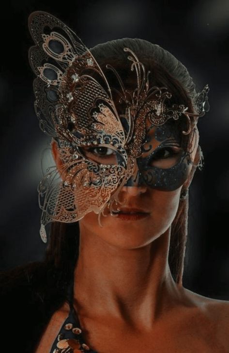 Masquerade Mask Aesthetic Dark, Masquerade Masks Aesthetic, Antifaz Aesthetic, Masked Ball Aesthetic, Masquerade Mask Aesthetic, Masquerade Ball Aesthetic, Masquerade Aesthetic, Ballroom Aesthetic, Aesthetic Mask