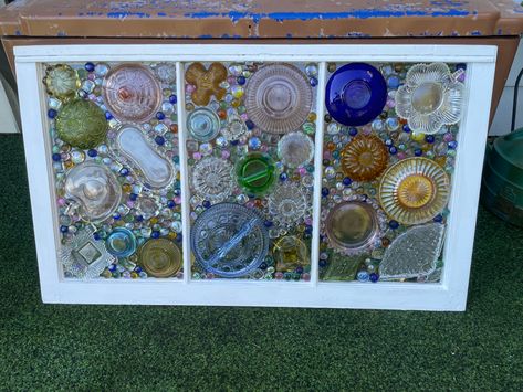 Glass Dishes On Old Windows, Old Window Art, Old Window Crafts, Greenhouse Windows, Mosaic Windows, Old Window Projects, Fairytale Garden, Glass Bead Crafts, Upcycled Ideas