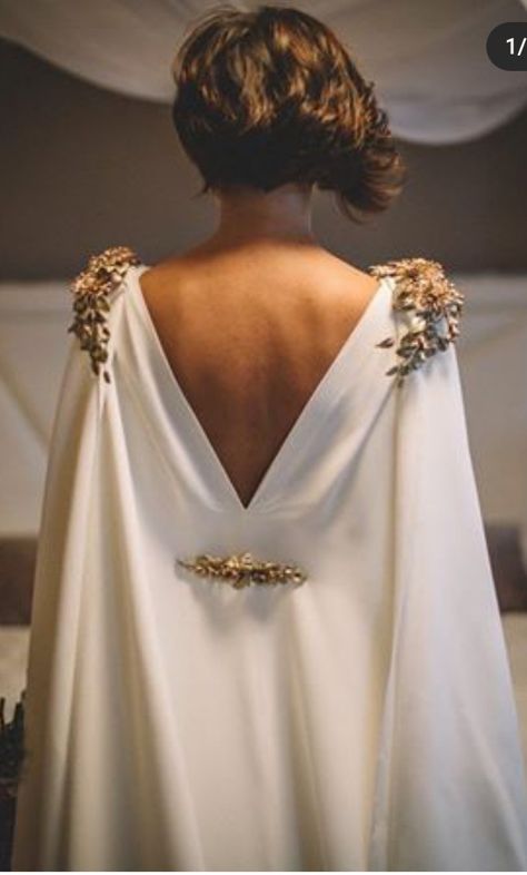 Bridal Dresses Vintage, Vintage Inspired Wedding Dresses, Cape Wedding Dress, Wedding Scene, Greek Wedding, Vintage Romance, Wedding Gowns Vintage, فستان سهرة, Vintage Inspired Wedding