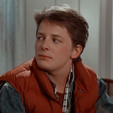 Marty Mcfly Icons, 1980 Aesthetic, Michael J Fox Young, Back To The Future Marty, Alex P Keaton, Michael Fox, The Future Movie, Hottest Guys, Iconic Movie Posters