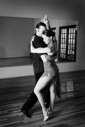 Latin Dancing, Tango Dancers, Social Dance, Types Of Dancing, Dance Like No One Is Watching, Argentine Tango, Shall We Dance, Dance Movement, Dance With Me