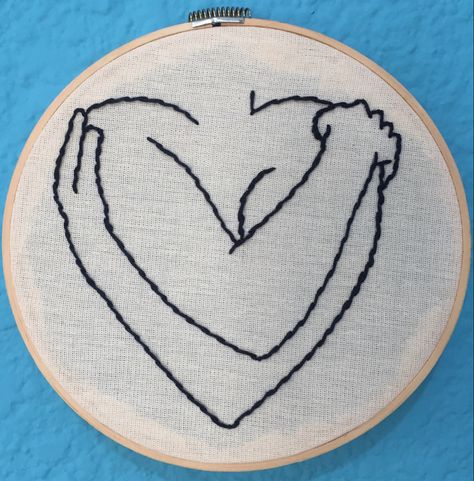 #psychologie #psychology #embroidery #embroideryart #wallartdecor #art #artdecoration #selfcare #selflove #hugyourself #therapy #love Psychology Embroidery, Body Embroidery, Broken Love, Basic Embroidery, Basic Embroidery Stitches, Granola Girl, 2d Art, Bedroom Inspo, Art Decoration