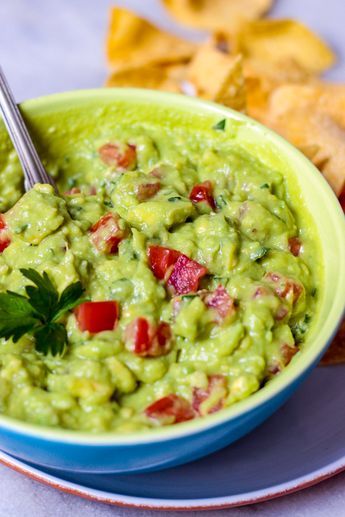 Guacamole Mexicano, Mexican Dinner Recipes, Salty Foods, Guacamole Recipe, Lamb Recipes, Pretty Food, Diy Food, Alfredo, Guacamole