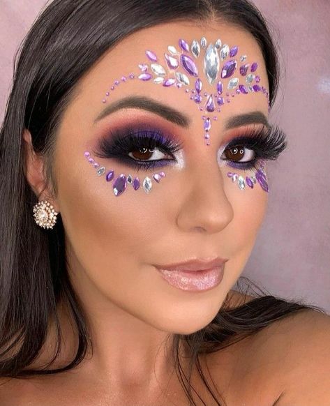 Coachella Makeup, Maquillage Yeux Cut Crease, Festival Makeup Glitter, Sparkly Makeup, Rhinestone Makeup, Carnival Makeup, Halloween Makeup Pretty, Web 1, Mask Makeup