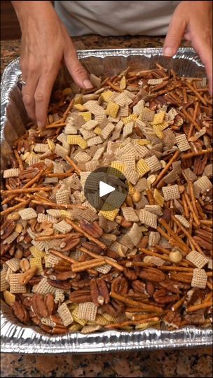 Chex Mix Recipes Texas Trash, Chex Mix Trash Recipe, Easy Snack Mix Recipes No Bake, Texas Trash Chex Mix Recipes, Cereal Recipes Snacks, Christmas Trash, Chex Mix Recipes Sweet, Chex Snack Mix, Original Chex