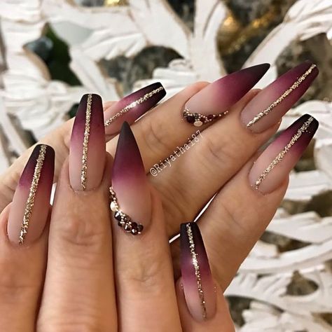 Classy Coffin Nails, Flare Nails, Mani Ideas, Natural Nail Art, Squoval Nails, Elegant Nail Designs, Classy Nail Designs, Nails Design With Rhinestones, Bright Nails