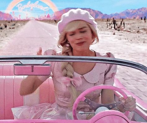 Margot Robbie Gif, Movie Gifs, Aesthetic Gif, Barbie Movies, Everything Pink, Barbie World, Barbie And Ken, Margot Robbie, Music Tv