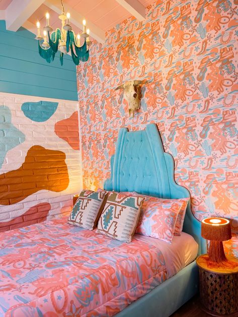 Trixie Motel - Yeehaw Cowgirl Room Reveal | Dazey LA Dazey Den, Cowgirl Bedroom Ideas, Dani Dazey, Trixie Motel, Cowgirl Bedroom, Cowgirl Room, Austin House, California Room, Monochromatic Room