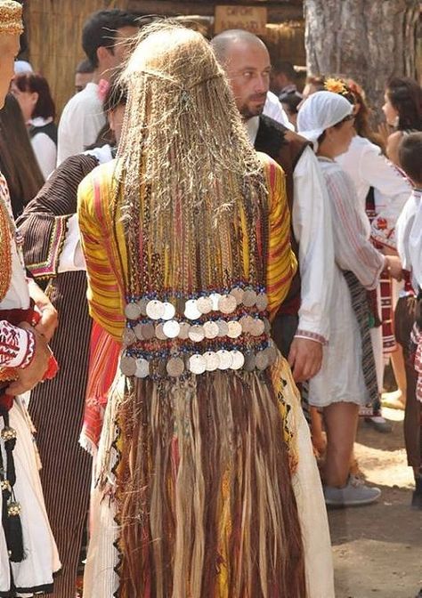 European Hairstyles, Braided Hair Extensions, Traditional Hairstyles, Balkan Style, Bulgarian Culture, Bulgarian Folklore, Cultural Appreciation, Bulgarian Clothing, Bride Head