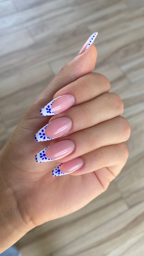 Tunisia Nails, Greek Inspired Nails, Santorini Nails, Nails For Greece, Cuffin Nails, Greek Nails, Greece Nails, Lime Nails, Cruise Nails