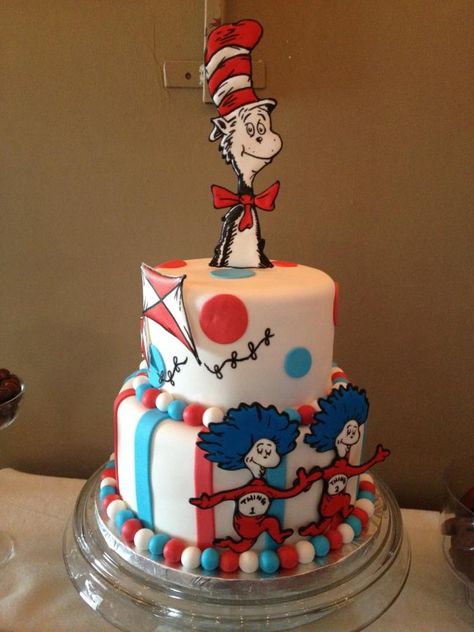 Cat In The Hat Hat Cake Ideas, Cat In The Hat Cake, Dr Seuss Cake, Dr Seuss Party Ideas, Dr Seuss Birthday Party, Dr Seuss Baby Shower, Dr. Seuss, Hat Cake, Seuss Party