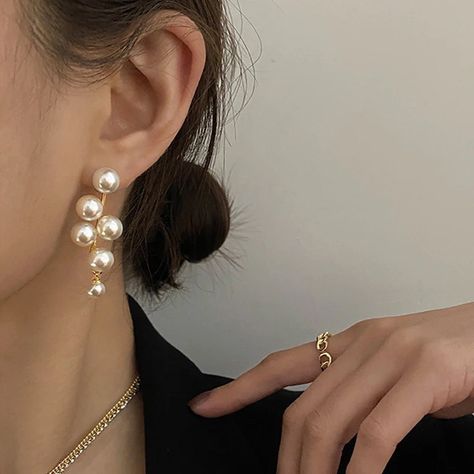 Pearl drop earrings